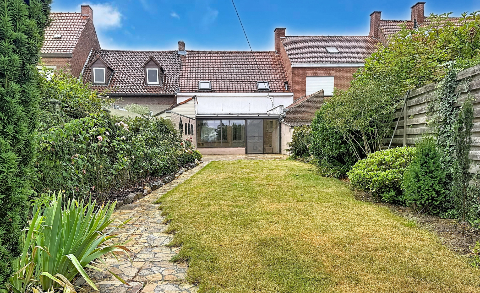 bfe6a31bed734d20b18de9b538acf6ea