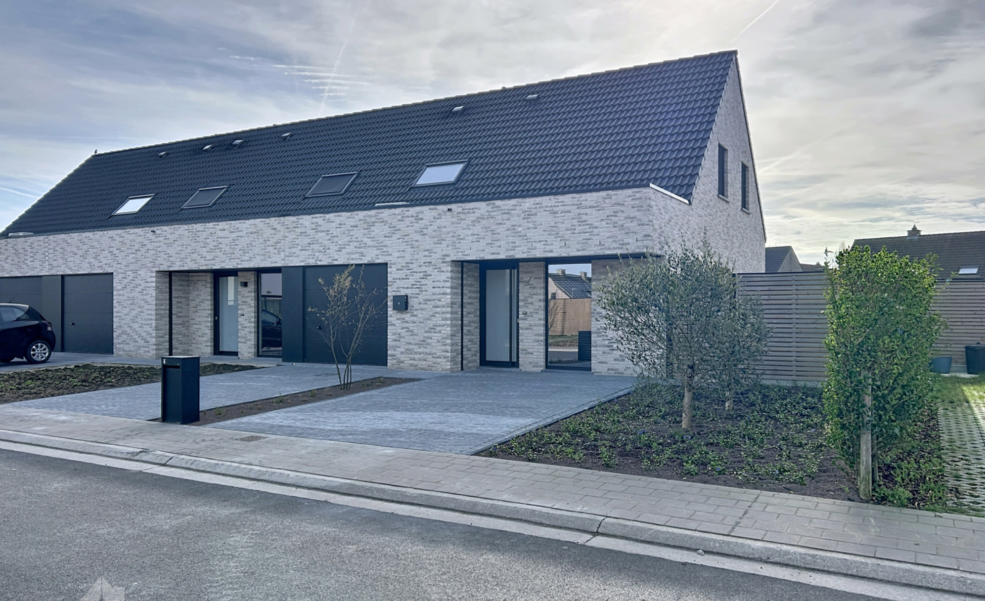 e17d1657a2ae4b5abe05ea9c83336c84