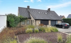 4bedf2489f164f1a87ee9c3d597afb47