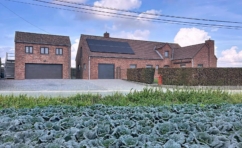 9deb016bb3214346a305bb8cce895347