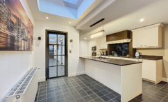 ab41d29c1a754ed58f49f9c1be7fc256