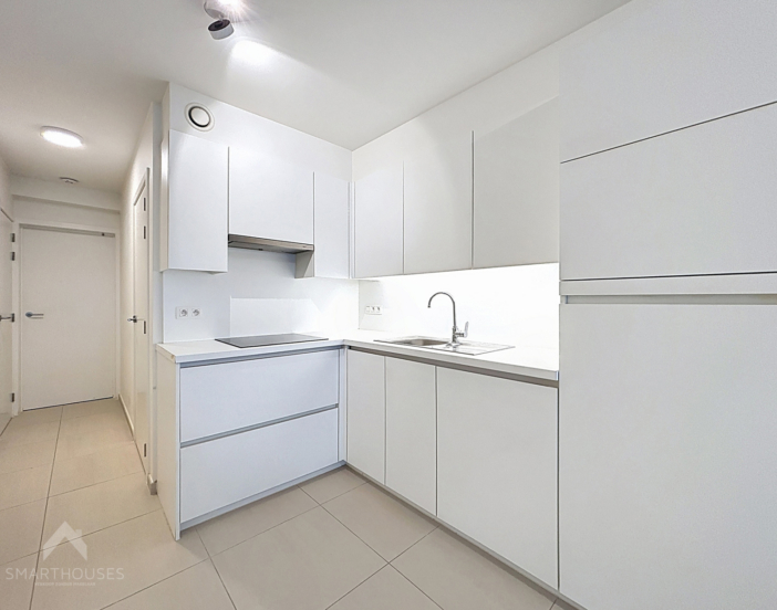 0be37201b2944afbb57d8780565828e7