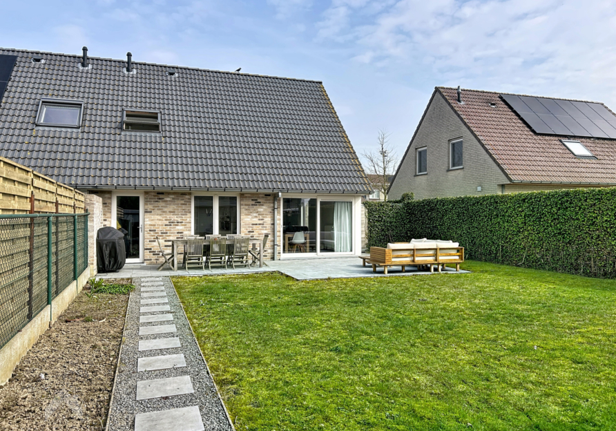 83e32cdc31de4c52a9512d73f04aae80